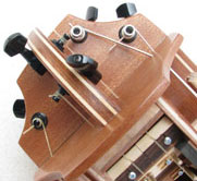 Neuer Kopf: Pilgerleier mit Gitarrenmechaniken
